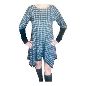 Houndstooth Knit Sweater Dress/Tunic w removable cowlneck Asymmetrical Hem, M